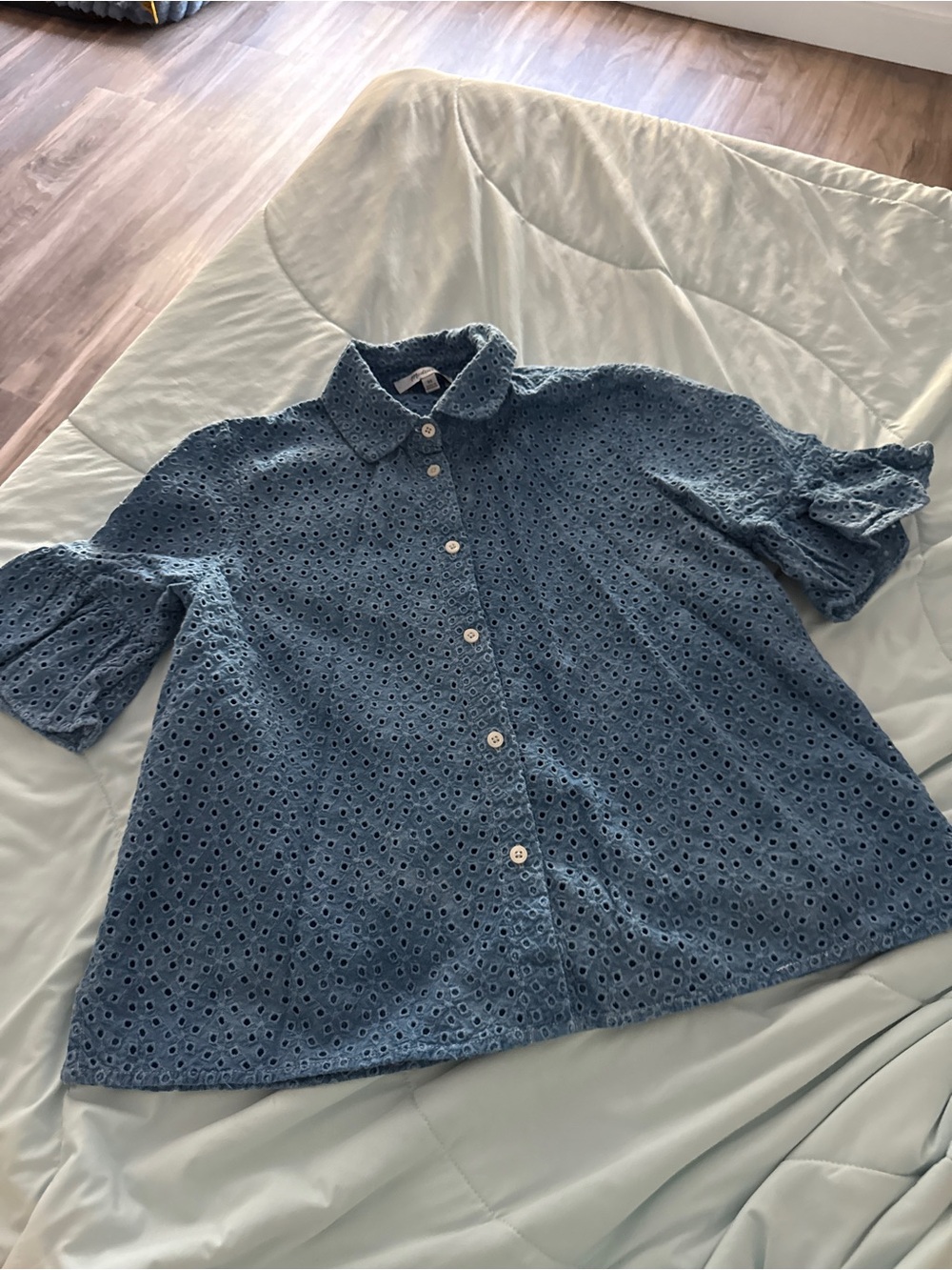 Eyelet Bell-Sleeve Shirt Madewell Light Blue